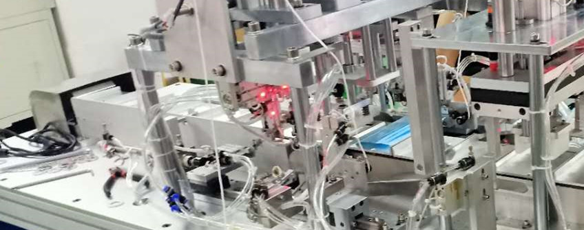 出口口罩机了，一拖一自动平面口罩出产线